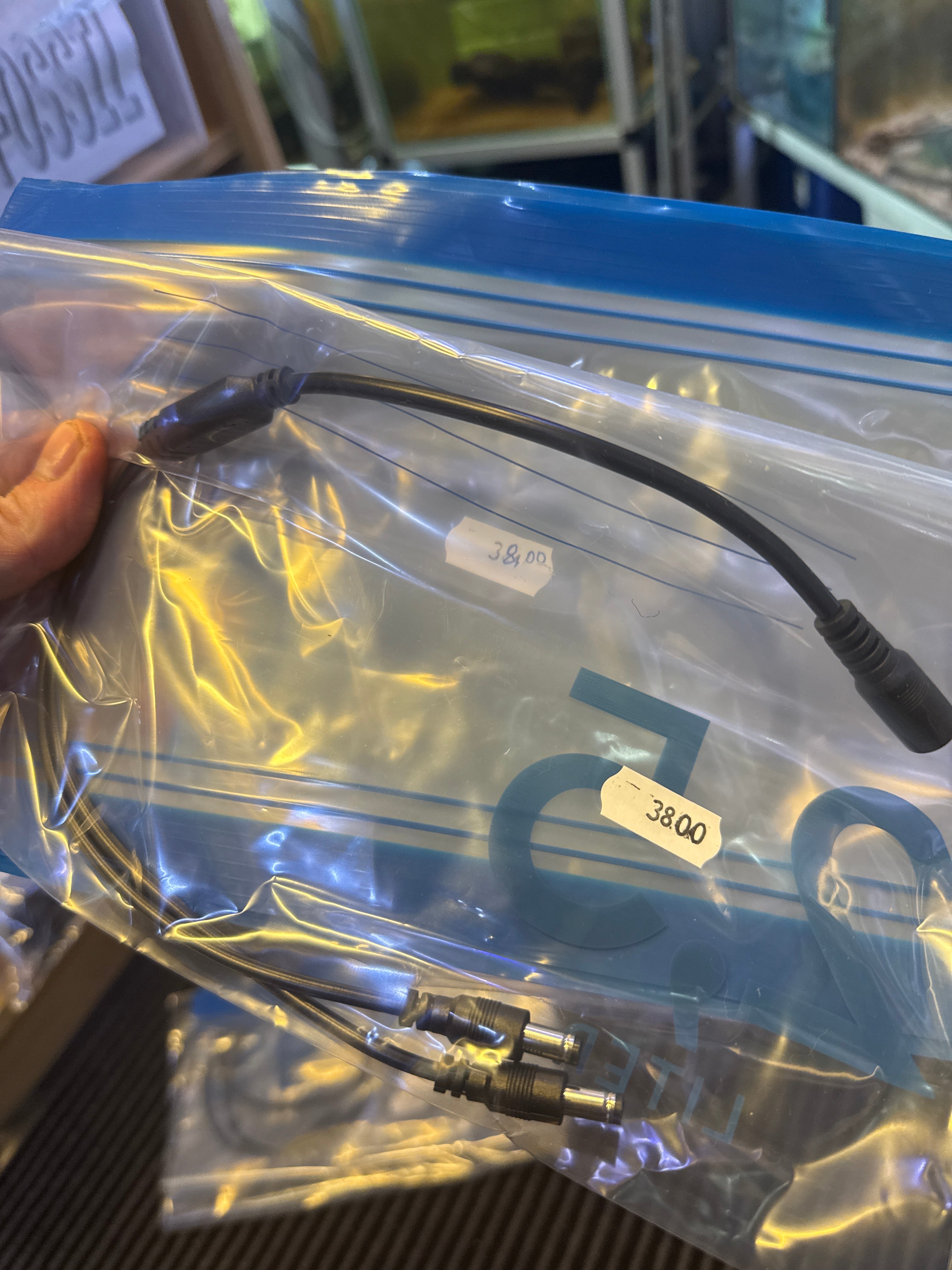 Split kabel i 2 udgange. Aqualight